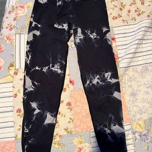 Black and White Tie-Dye Pants